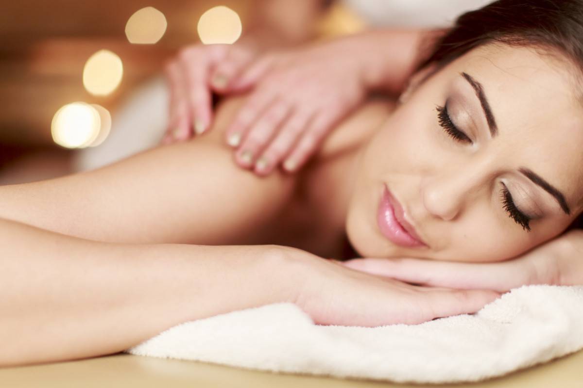 Pick Up Massage Gift Cards For This Year Holiday Gift Package